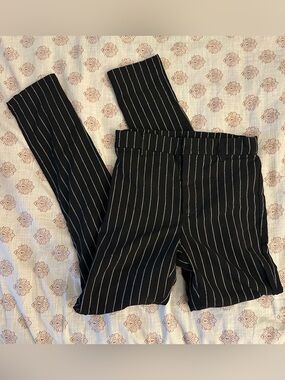Garage Black Pinstripe High-Waist Kapri Pants
